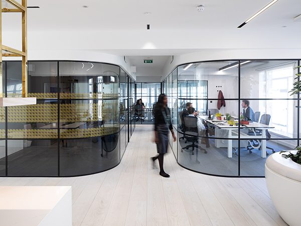 Corporate3